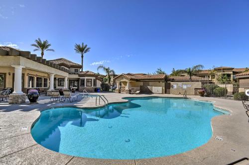Swimming pool, Coyote Landing Condo with Private Patio and Pool Access in Apache Junction