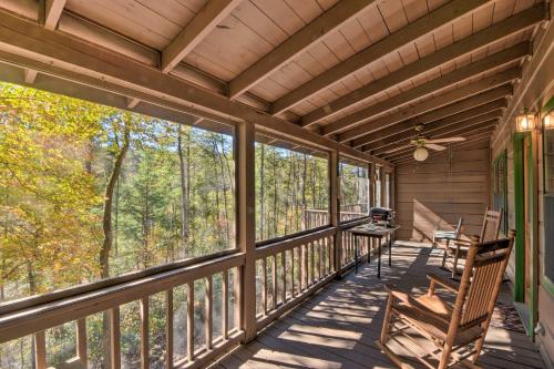 . Private Mountain Retreat - 5 Minutes to Blue Ridge