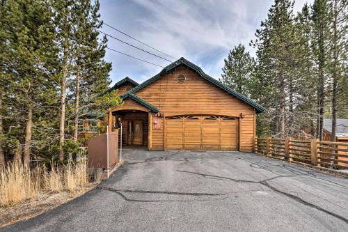 Spacious Mountain Retreat Less Than 2 Miles to Tahoe Skiing - image 6
