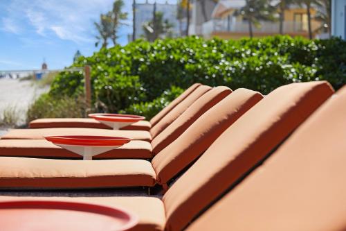 Ocean Treasure Beachside Suites in Fort Lauderdale, USA