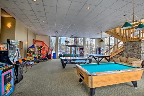 Remodeled Resort Condo - 11 Miles to Keystone Ski! - image 4