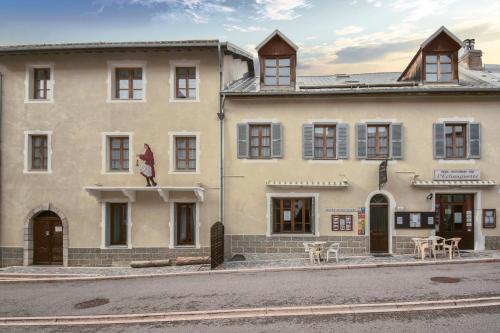 . Auberge de L'Echauguette