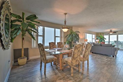 Daytona Beach Seaside Condo with Pools and Hot Tubs in Daytona Beach Shores, USA