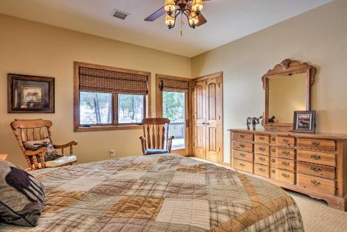 Show Low Luxury Cabin with Forest Views and Fire Pit! - image 8
