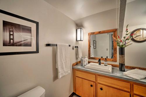Cozy Mtn-View Ski Condo at Big Sky Golf Course! - image 7