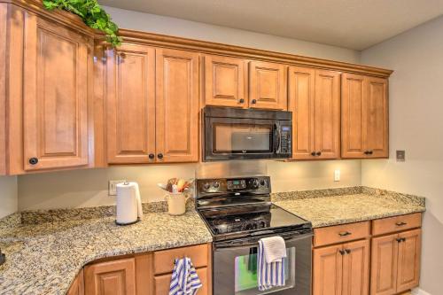 Lake Keowee Resort Condo Pool, Beach, Golf Access Lake Keowee Resort Condo Pool, Beach, Golf Access