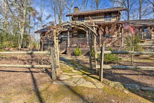 Rustic Courage Cabin with Mountain and River View - image 29