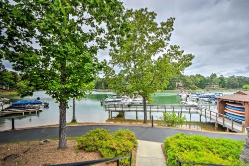 Lake Keowee Resort Condo Pool, Beach, Golf Access Lake Keowee Resort Condo Pool, Beach, Golf Access