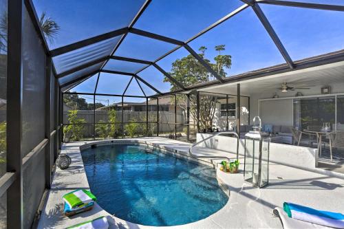 Luxurious Gulf Coast Villa with Pool and Beach Access! - image 6