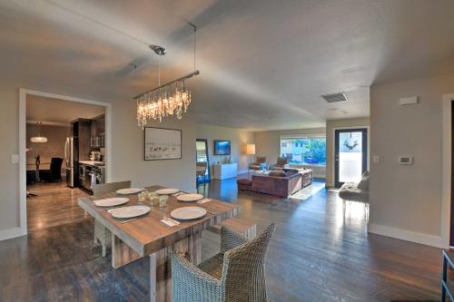 Luxe Kirkland Abode with Chic and High-End Décor!, Kirkland