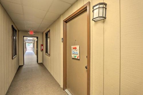 Hilton Head Villa - Walk to Beach and Restaurants! - image 2