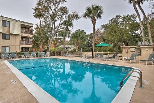 Hilton Head Villa - Walk to Beach and Restaurants! - image 8