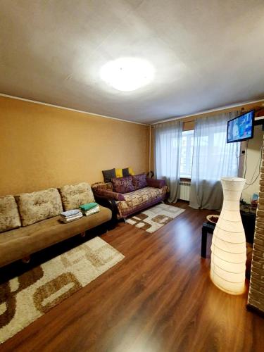 Omsky apartment Marksa 89 svetlaya - image 2