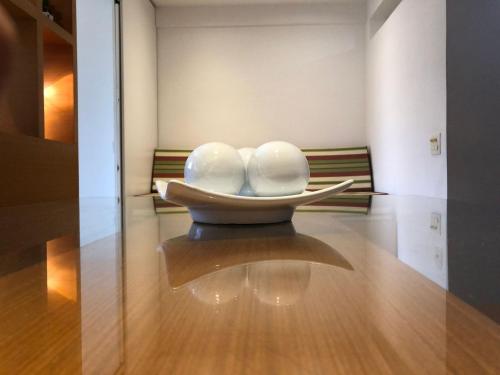 LOFT com VISTA para o CRISTO REDENTOR a 50m METRO e 500m PRAIA de COPACABANA - Cama QUEEN e Cozinha