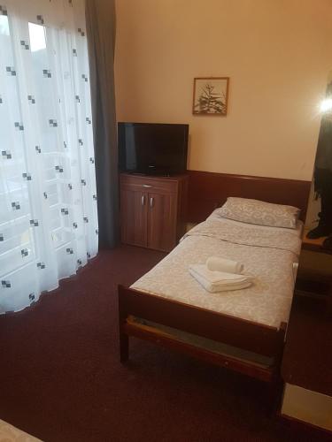 1 twin bed