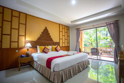 100 Islands Resort and Spa in Surat Thani