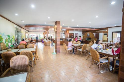 Great food & dining
