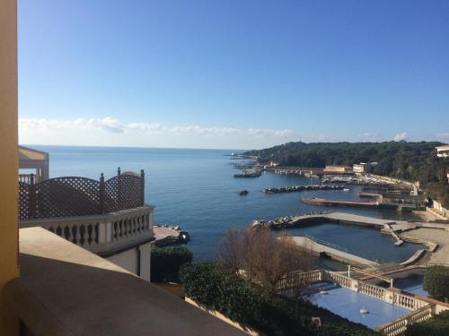 Appartamenti fronte mare 4