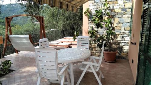 VILLA DIANO CASTELLO – khách sạn tại Diano Castello
