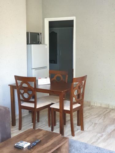 Deluxe Double Room with Balcony image 6