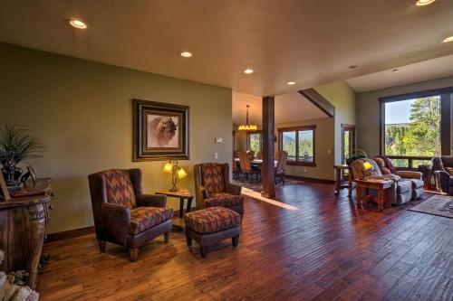 Mountain Retreat with Hot Tub and Game Room! in Breckenridge, USA