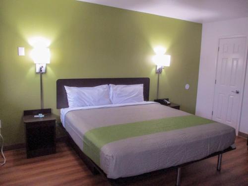 1 queen bed