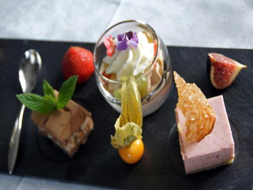 Logis Hotel-Restaurant Perle Des Vosges - 식음료(F&B)
