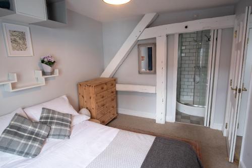 The High Street Hideaway - Luxury Lewes Apartment, , East Sussex
