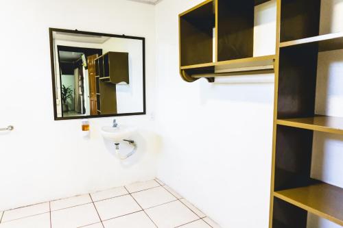 Triple Room - Disability Access image 3