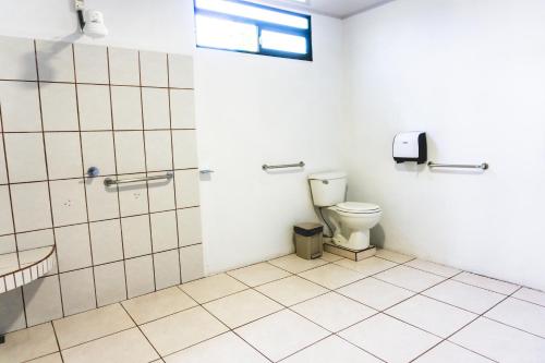 Triple Room - Disability Access image 7