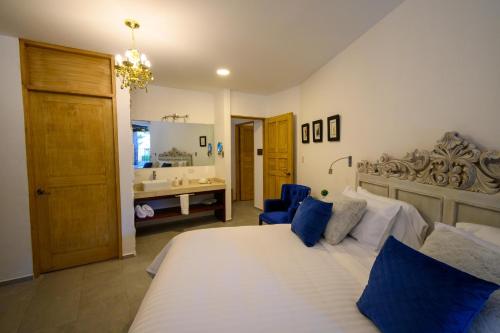 238138770 Villa Toscana ValQuirico Lofts & Suites Hotel Boutique