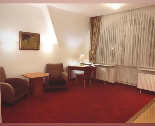 ระเบียง/ชานเรือน, โรงแรมไคเซอร์โฟ ดีลักซ์ (Hotel Kaiserhof Deluxe) in ลูเบค