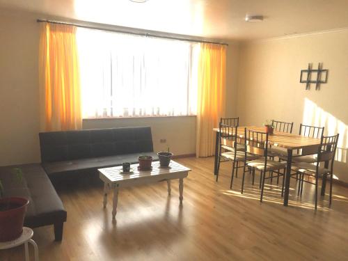 Departamento completo 70 mts2 (2 habs + 2 futones) - Centro Tomé - 6 personas max - Edificio Don Francisco