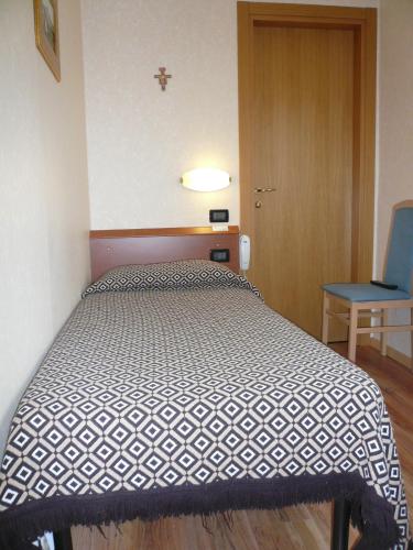 1 twin bed
