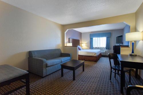 Ramada by Wyndham Glendale Heights/Lombard