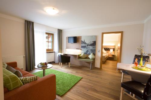 Helmerhof in ชวานเกา