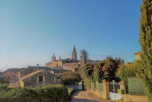 LES JARRES BLEUES