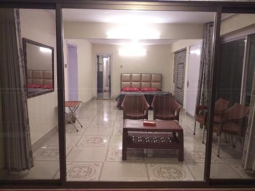 Awesome Murree View, Honeymoon Suite Room