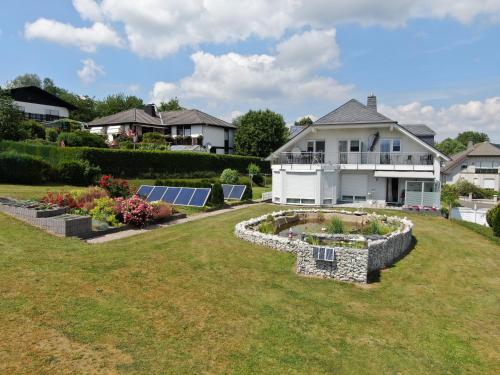 Ferienwohnung Hochwaldblick 2 1.6km von Hundheim entfernt
