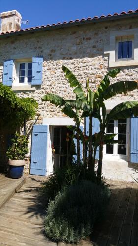 CHEZ THEO ET MANOU chambre d'hôte Saintonge