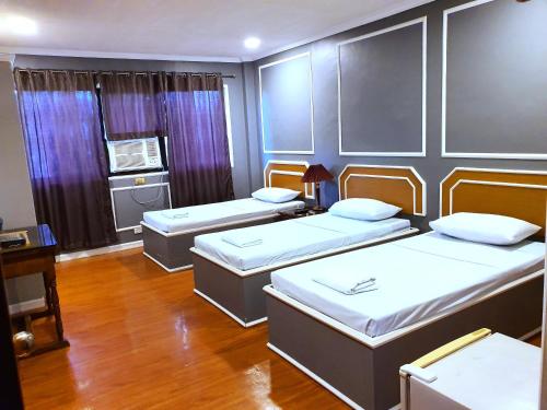 Asiaten Hotel Asiaten Hotel is a popular choice amongst travelers in Tarlac, whether exploring or just passing through. The property offers a wide range of amenities and perks to ensure you have a great time. Servi