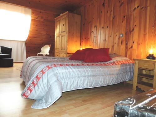 Au Chalet Bain Nordique neuf indépendant calme assuré (Au Chalet Bain Nordique neuf independant calme assure) in Haselbourg