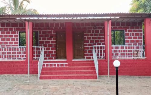 Misty Woods Eco Cottages