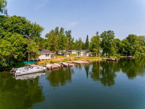 Trent River Cottages - Apartment - Hastings