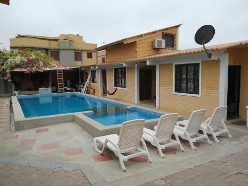 Casa Hospedaje Playas