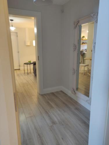 Planos, Apartment in Dunglow