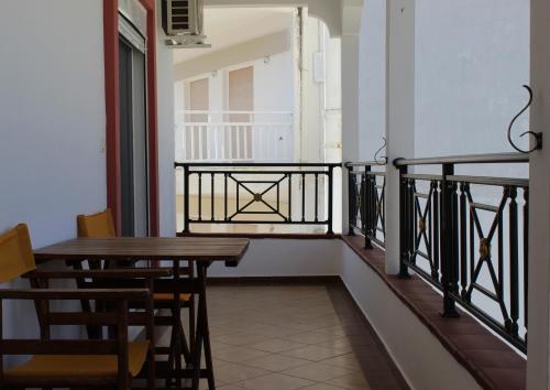  La Luna Studios in Neos Marmaras