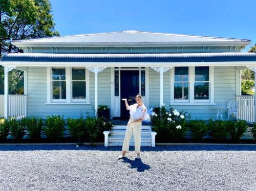 La Rocque Cottage - Accommodation - Martinborough