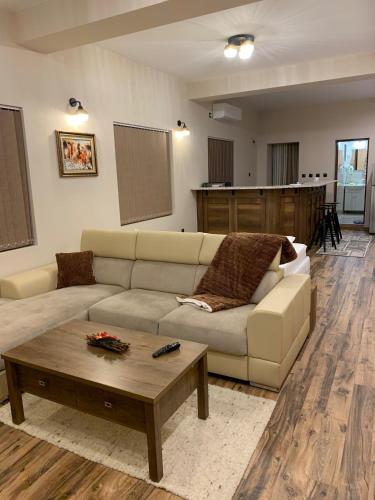 Maison Blanche Guest Rooms
