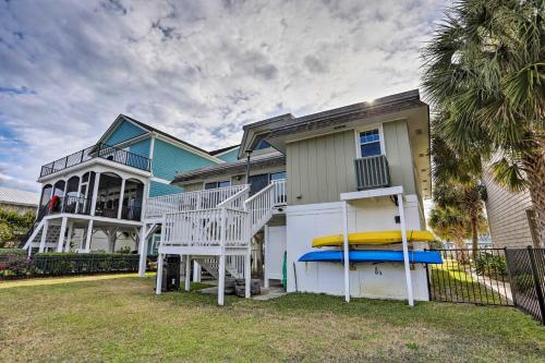 Canalfront Cottage Kayaks by Pier in Cherry Grove - image 2